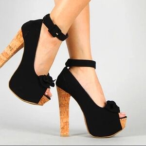 Bow ankle strap platform heel